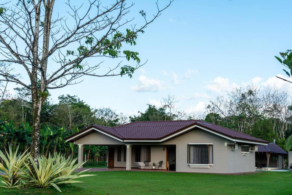 Casa Roble Fortuna La Fortuna Buitenkant foto