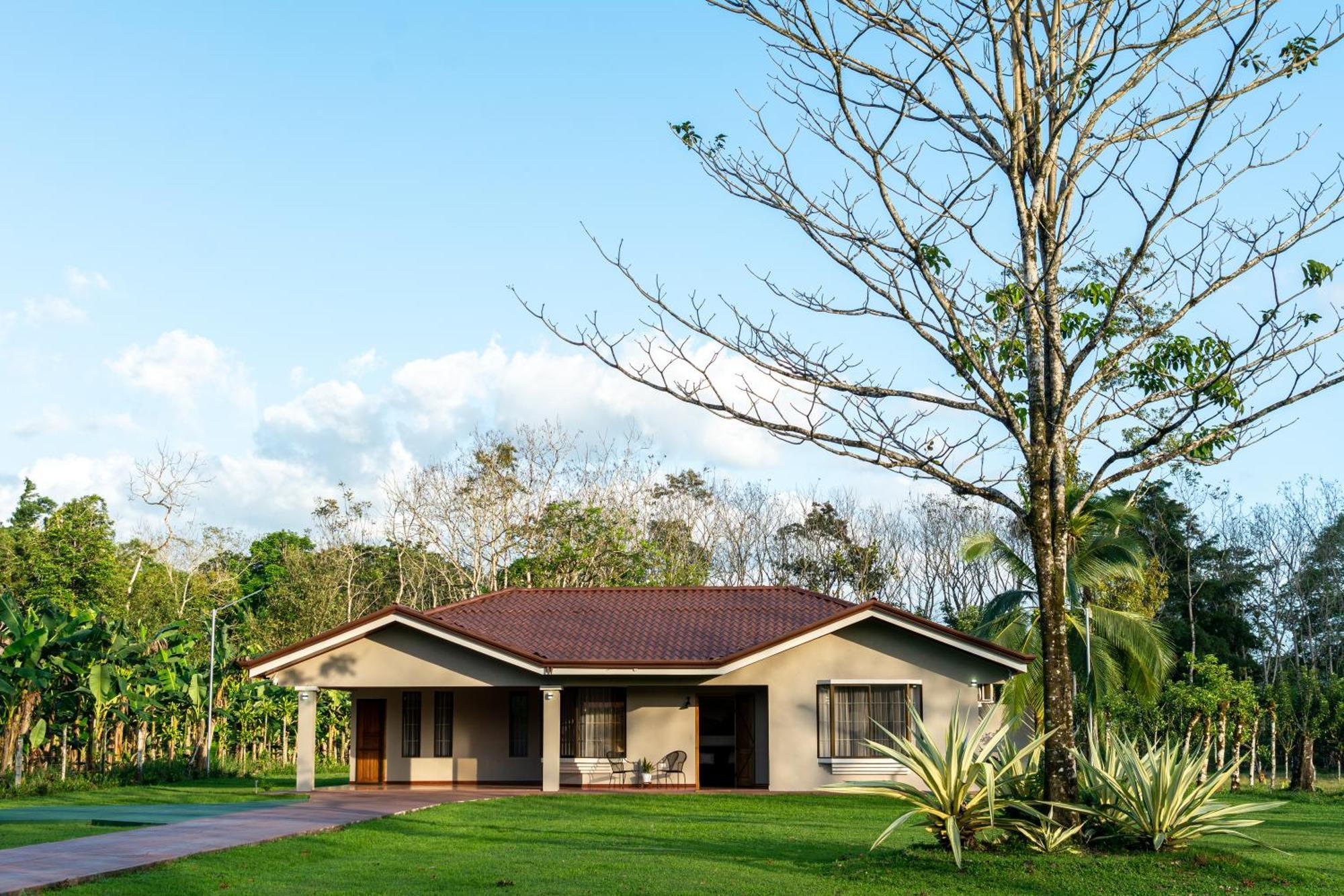 Casa Roble Fortuna La Fortuna Buitenkant foto