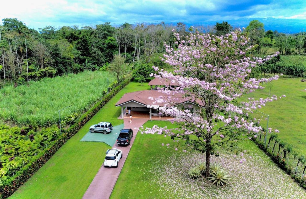 Casa Roble Fortuna La Fortuna Buitenkant foto